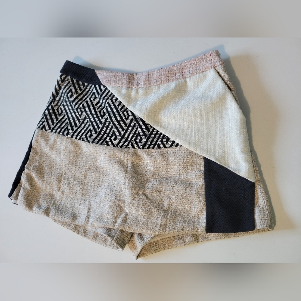 Anthropologie Elevenses Tweed Skort Size 2 Multicolor